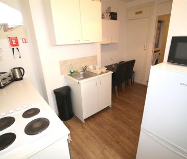 House share to rent - Photo 4