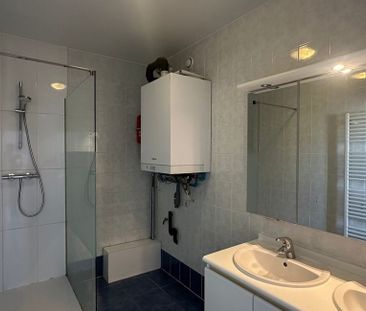 Appartement te huur in Oostende voor € 825 met 3 slaapkamers - Photo 2