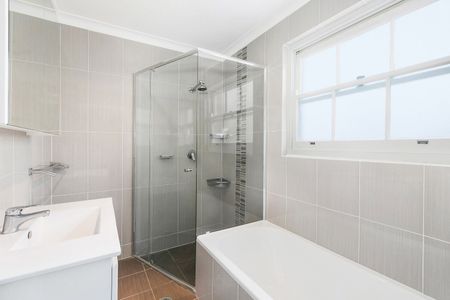 139 Grosvenor Street, Wahroonga NSW 2076 - House For Rent | Domain - Photo 5