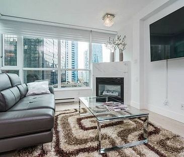 Coal Harbour : “Classico” - 1 BR plus office/den plus solarium. - Photo 1