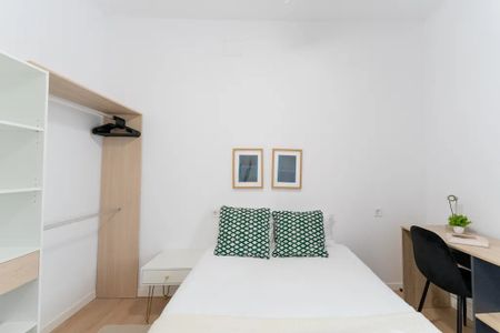 Calle del Conde de Aranda, Madrid, Community of Madrid 28001 - Photo 3