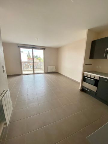 Location Appartement 2 pièces 44m² - Photo 3