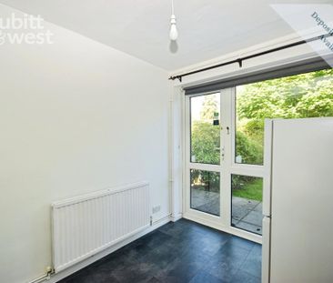 2 bedroom maisonette to rent - Photo 4