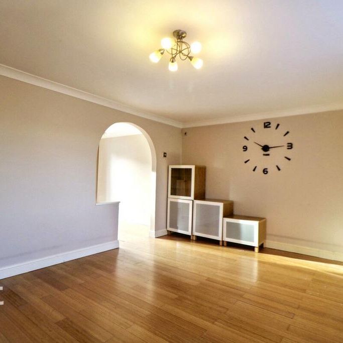 3 bedroom terraced house to rent - Photo 1