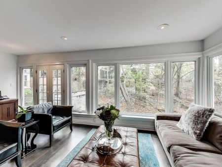 For Lease - 15 Pine Crescent, Toronto, Ontario - Photo 2