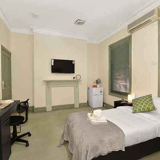 Room 5 (Non Ensuite) - Photo 1