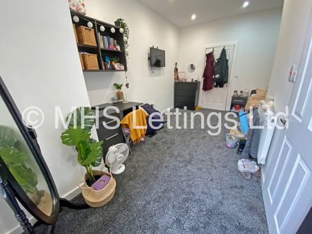 3 Bedroom Apartment for rent in Kensington Terrace - Photo 4