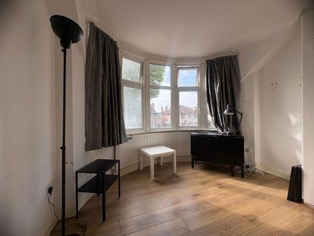 1 bedroom house of multiple occupation to rent - Photo 3