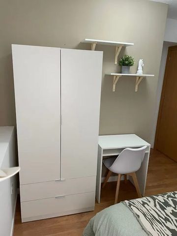 Carrer dAlcanyís, Valencia, Valencian Community 46019 - Photo 3