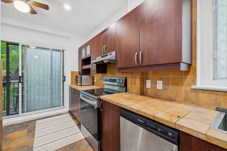 4885 Ch. Queen Mary, Montréal (Côte-des-Neiges, QC H3W - Photo 2