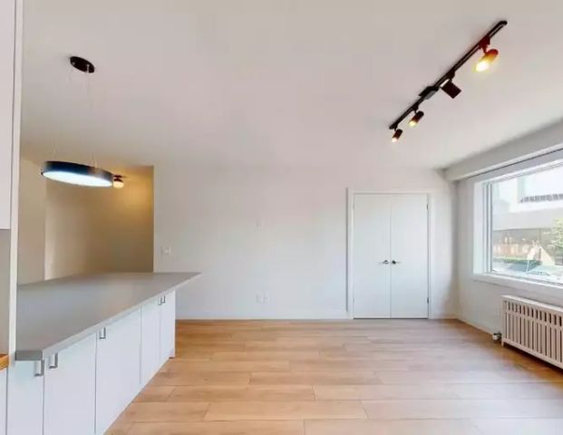 Beautiful 2nd floor Apartment, 2 bedroom apartment- across from Islington subway | 3317 Bloor Street West, Toronto - Photo 1