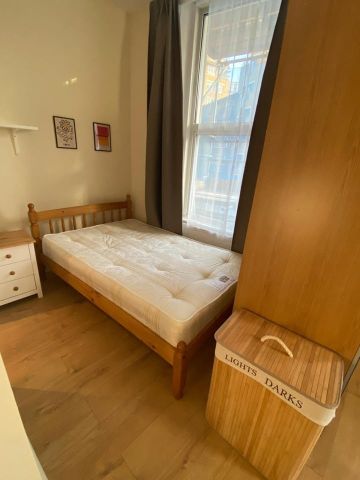 Studio Flat, Sutherland Avenue, W9 - Photo 3