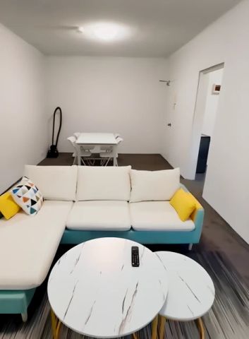 61 Meeks St, Sydney - Photo 3