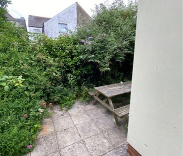 8 bedroom house share to rent - Photo 4