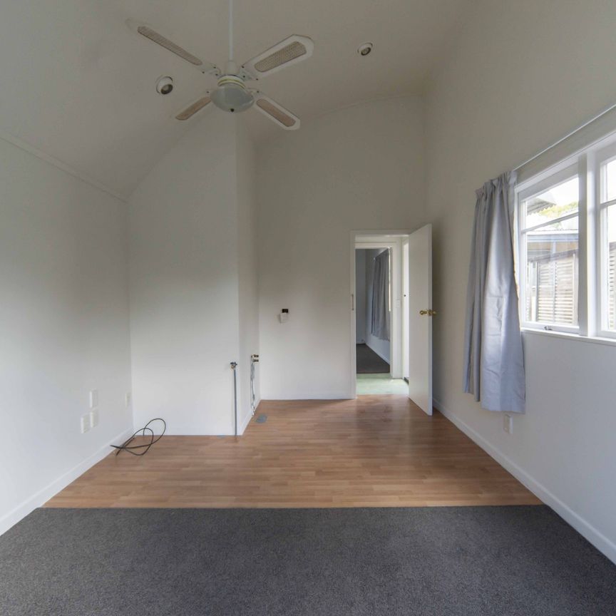 Newly Refreshed Five-Bedroom, Two-Bathroom Home with Bonus Living Space! - Photo 1