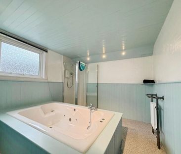 4 bedroom terraced house to rent - Photo 6