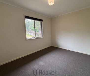 Spacious, Stylish & Ready to Enjoy - Photo 3
