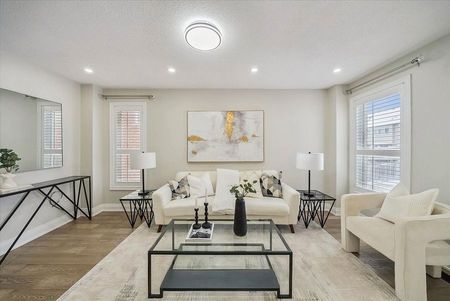 For Lease - 14 Gateway Court, Whitby, Ontario - Photo 4