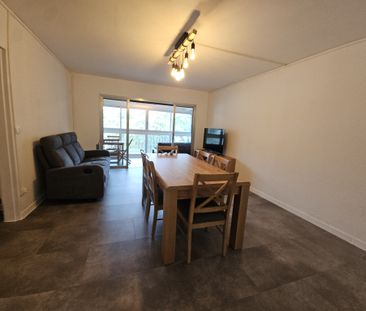 Location Appartement 3 pièces 75m² ST DENIS 97400 - Photo 2