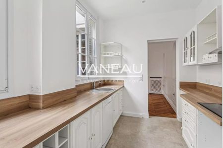 Appartement familial entièrement refait à neuf rue Washington - - Photo 3