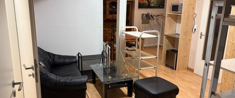 Wohnung für Handwerker oder Reinigungskraft/Putzfrau - Foto 1