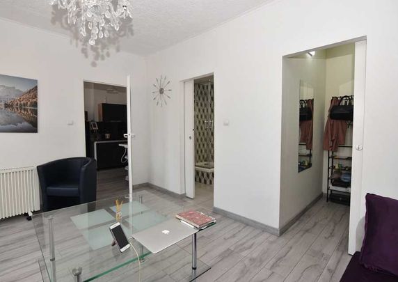 Stylowe mieszkanie po remoncie – zamieszkaj w samym sercu miasta! - Photo 1