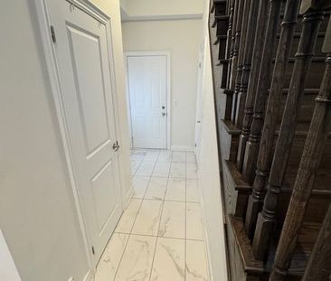 For Lease - 19 Tarmola Park Court, Toronto, Ontario - Photo 1