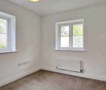 Meyers Close, Langley, SL3 - Photo 6