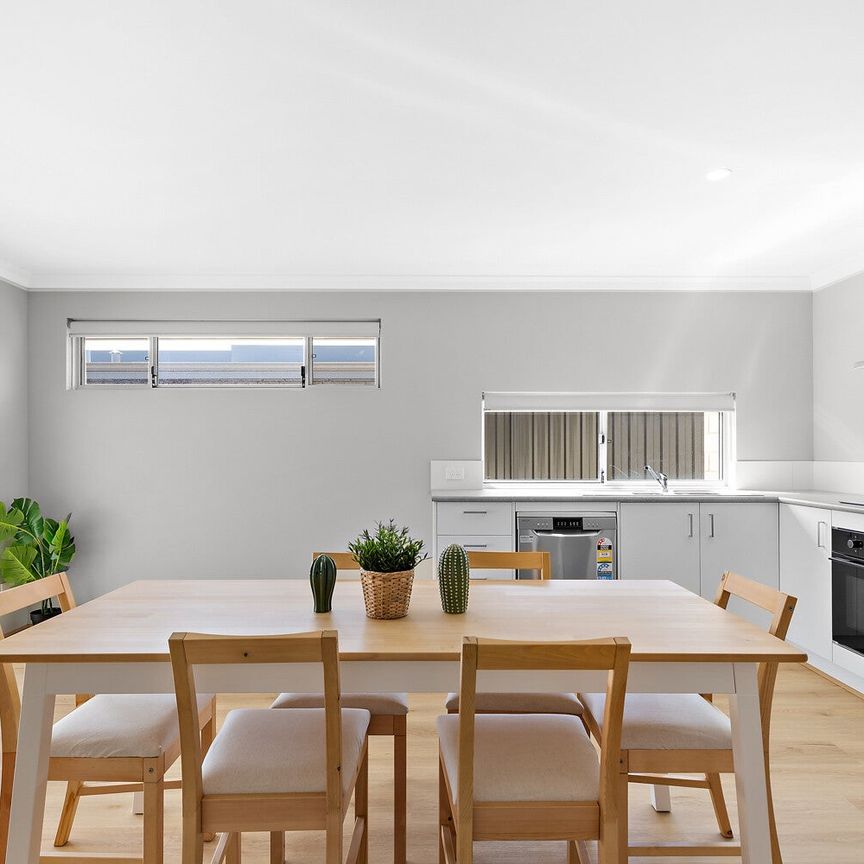 Dawesville - Photo 1