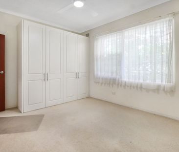 Beachside 2 Bedroom apartment! - Photo 1