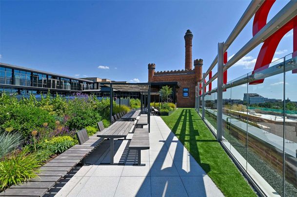 A brand new and unfurnished / part-furnished two bedroom apartment with a car parking space in the Horlicks by Berkeley Homes development. - Photo 1