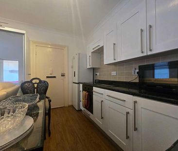 St Annes Road, Woolston, SO19 - Photo 4