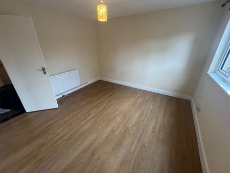 3 bedroom townhouse to rent - Photo 4