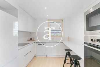 2-bedroom apartment for rent with study and balcony in Badalona