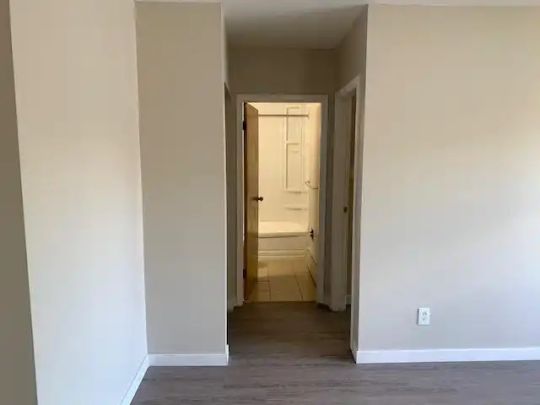 Wilson Apartment - 901 7th Avenue North — 1 Bedroom - Photo 1