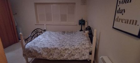 Apartment to rent in Dublin, Clontarf - Photo 2