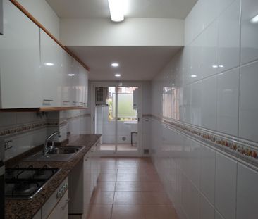 Piso de alquiler en Carrer Joan Fuster, Llevant - Photo 3