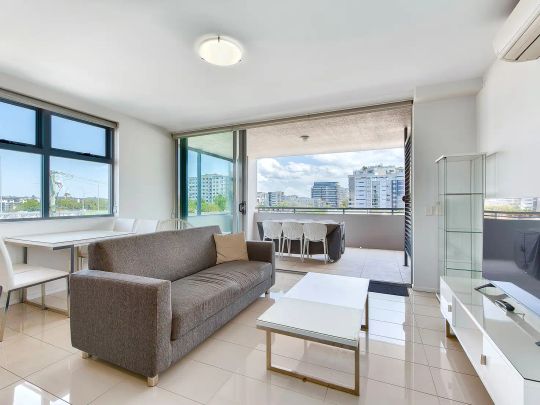 404/48 O'Keefe Street, Woolloongabba QLD 4102 - Photo 1