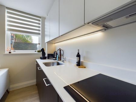 1 bedroom apartment to rent - Photo 3