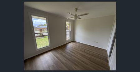 NEWLY RENOVATED 3 BEDROOM HOME - Photo 3