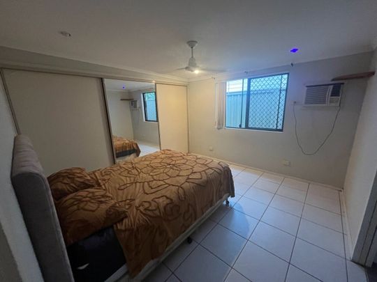 Cairns North - Photo 1