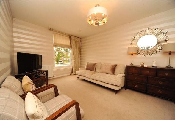 3 bedroom terraced house to rent - Photo 1