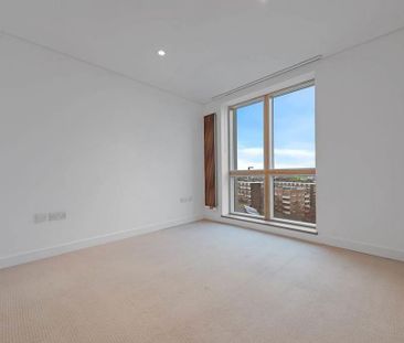 2 bedroom penthouse to rent - Photo 4