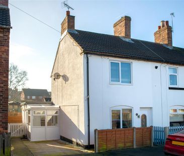 2 bedroom end of terrace house to rent - Photo 6