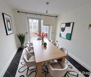 5 bedroom detached house to rent - Photo 4