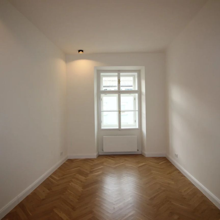 Altbau-Mietwohnung im Herzen von Villach - Photo 1