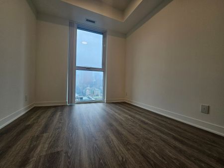 For Lease - 180 Front Street Unit# 3812, Toronto, Ontario - Photo 2