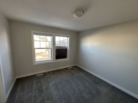 113 Ambleton Drive Northwest, Calgary - Photo 4