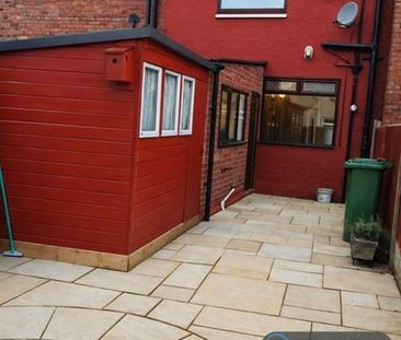 3 bedroom terraced house to rent - Photo 5