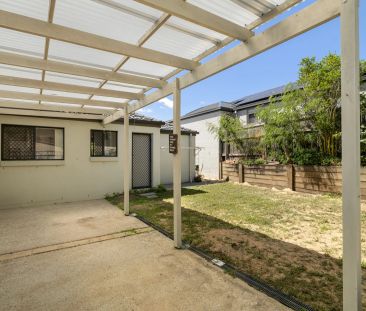 Family Home with Solar Electricity - Photo 6